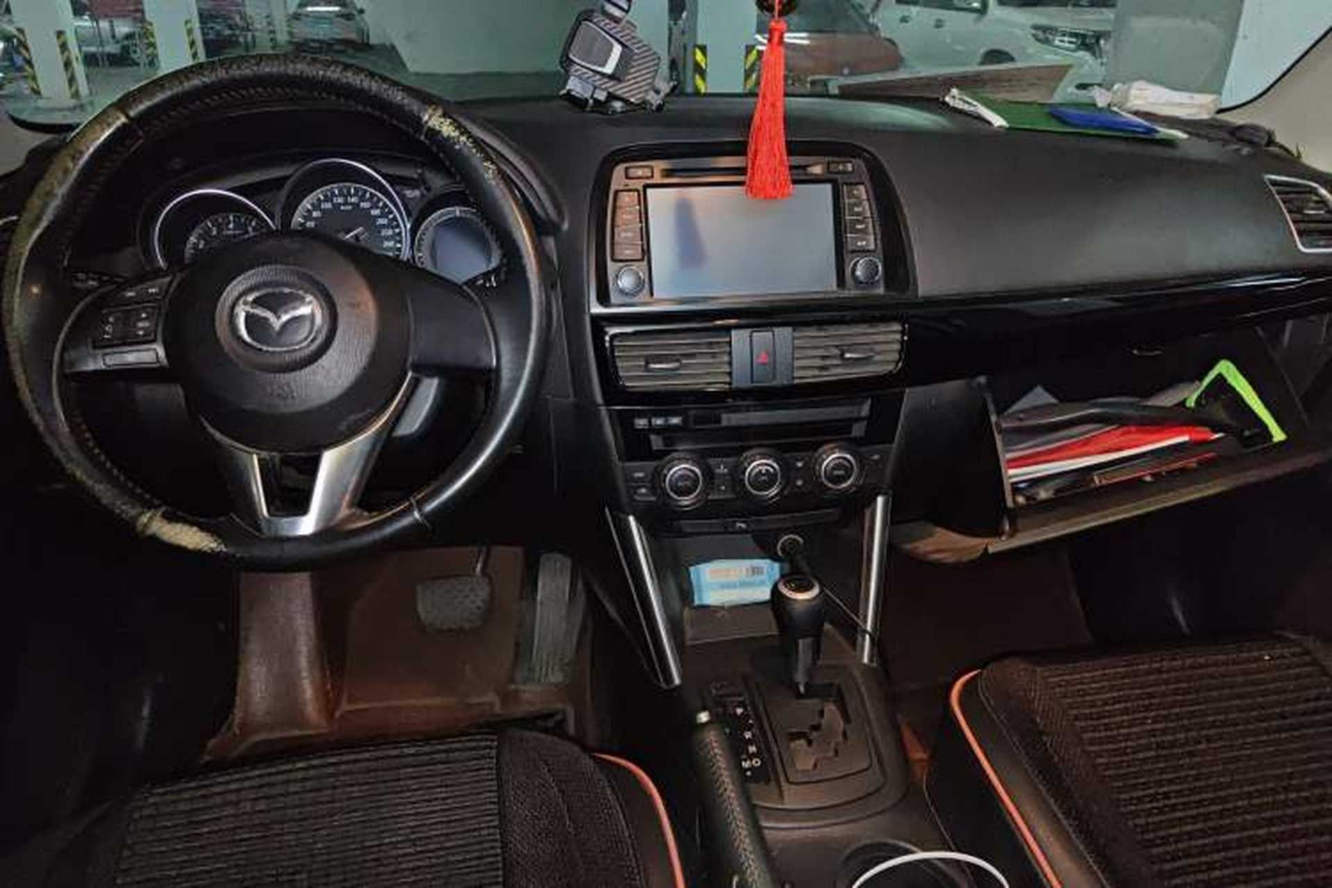 Used Mazda CX-5 2014 2.0L Automatic Two-Wheel Drive Urban Version Center Console