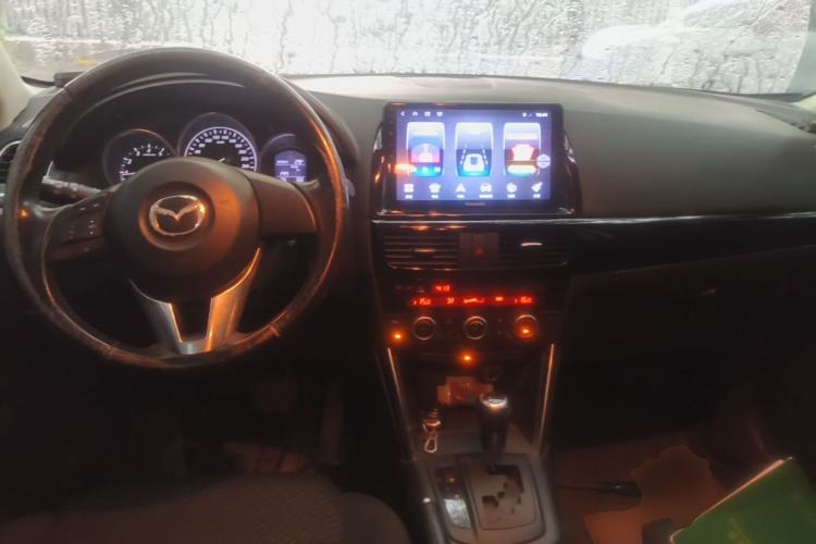 Used Mazda CX-5 2014 2.0L Automatic Two-Wheel Drive Urban Version Center Console