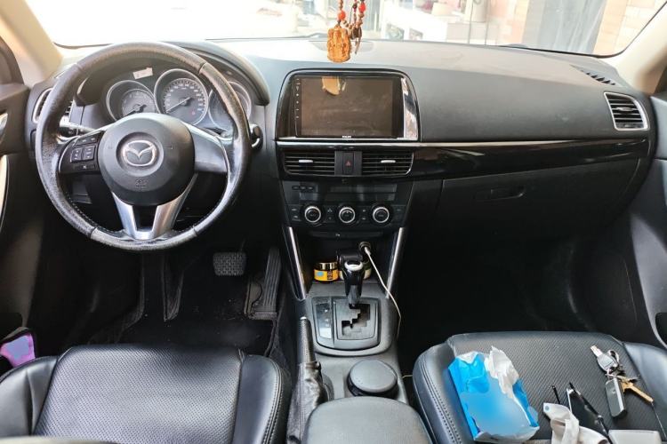 Used Mazda CX-5 2014 2.0L Automatic Two-Wheel Drive Urban Version Center Console
