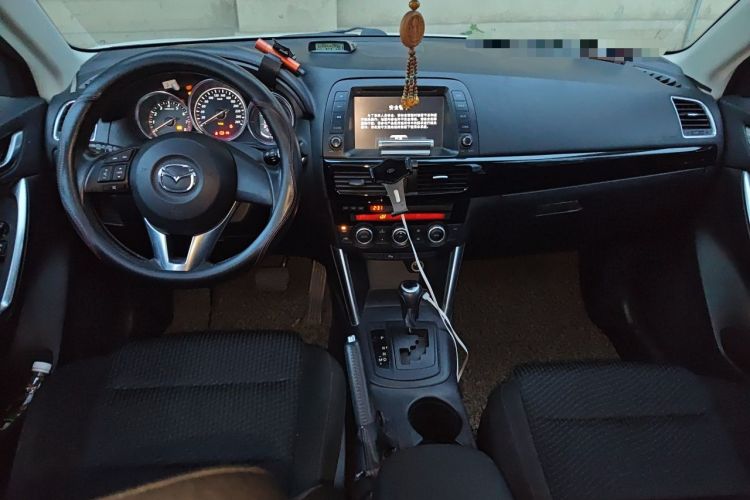 Used Mazda CX-5 2014 2.0L Automatic Two-Wheel Drive Urban Version Center Console