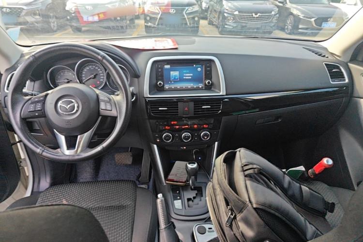 Used Mazda CX-5 2014 2.0L Automatic Two-Wheel Drive Urban Version Center Console