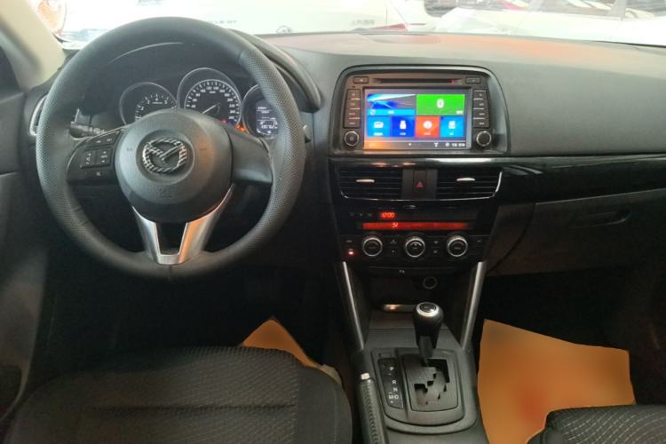Used Mazda CX-5 2014 2.0L Automatic Two-Wheel Drive Urban Version Center Console