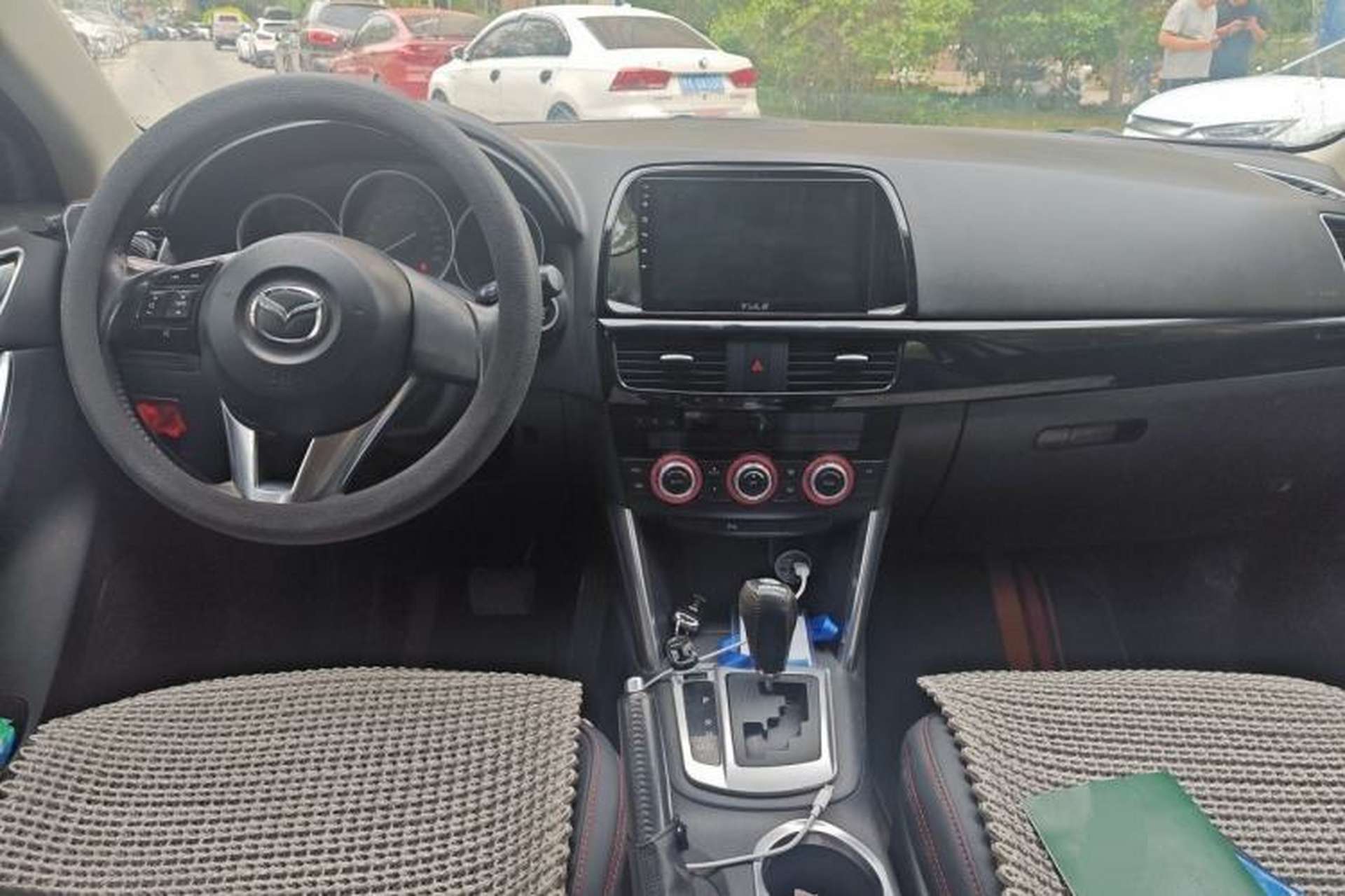 Used Mazda CX-5 2014 2.0L Automatic Two-Wheel Drive Urban Version Center Console
