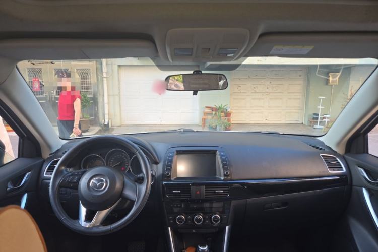 Used Mazda CX-5 2014 2.0L Automatic Two-Wheel Drive Urban Version Center Console