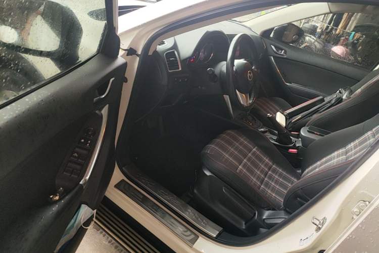 Used Mazda CX-5 2014 2.0L Automatic Two-Wheel Drive Urban Version Driver Seat