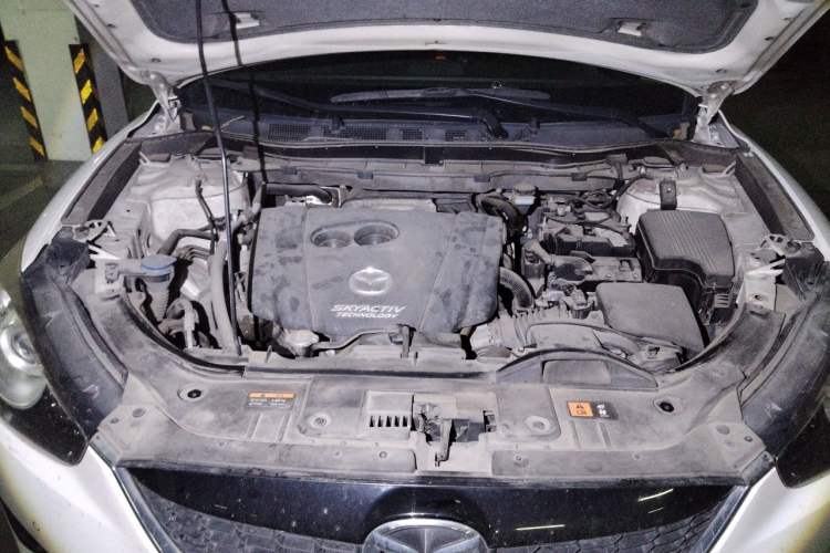 Used Mazda CX-5 2014 2.0L Automatic Two-Wheel Drive Urban Version Engine Bay