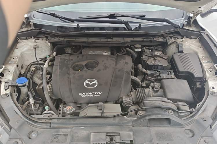 Used Mazda CX-5 2014 2.0L Automatic Two-Wheel Drive Urban Version Engine Bay