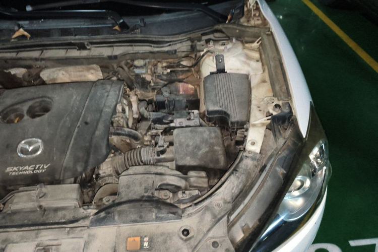 Used Mazda CX-5 2014 2.0L Automatic Two-Wheel Drive Urban Version Engine Bay Left