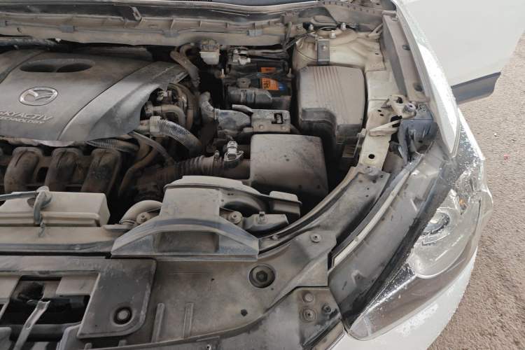 Used Mazda CX-5 2014 2.0L Automatic Two-Wheel Drive Urban Version Engine Bay Left