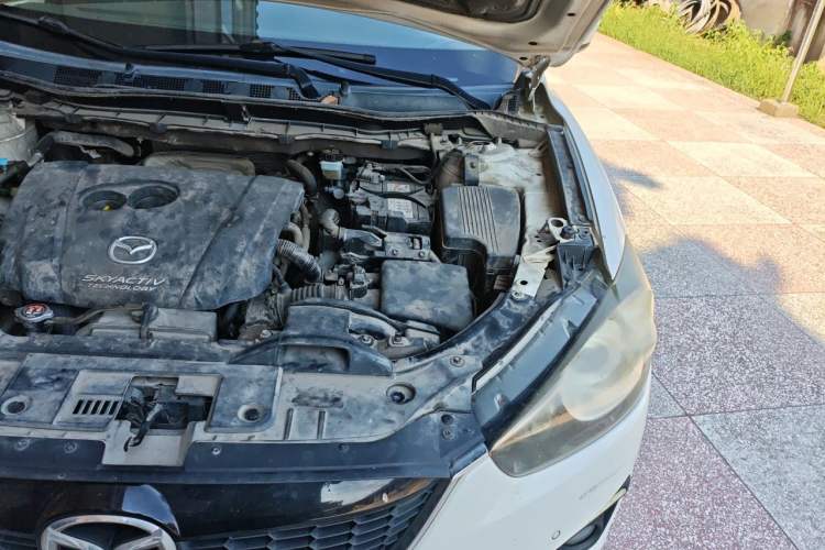 Used Mazda CX-5 2014 2.0L Automatic Two-Wheel Drive Urban Version Engine Bay Left