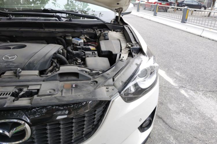 Used Mazda CX-5 2014 2.0L Automatic Two-Wheel Drive Urban Version Engine Bay Left