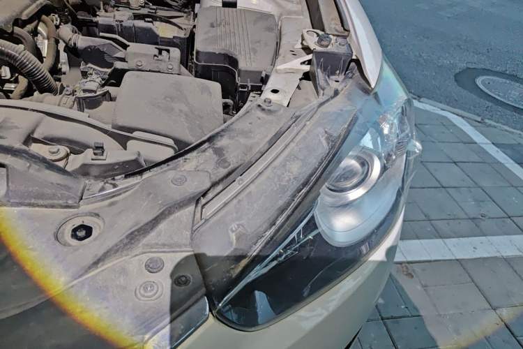 Used Mazda CX-5 2014 2.0L Automatic Two-Wheel Drive Urban Version Engine Bay Left