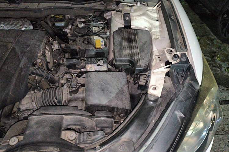 Used Mazda CX-5 2014 2.0L Automatic Two-Wheel Drive Urban Version Engine Bay Left