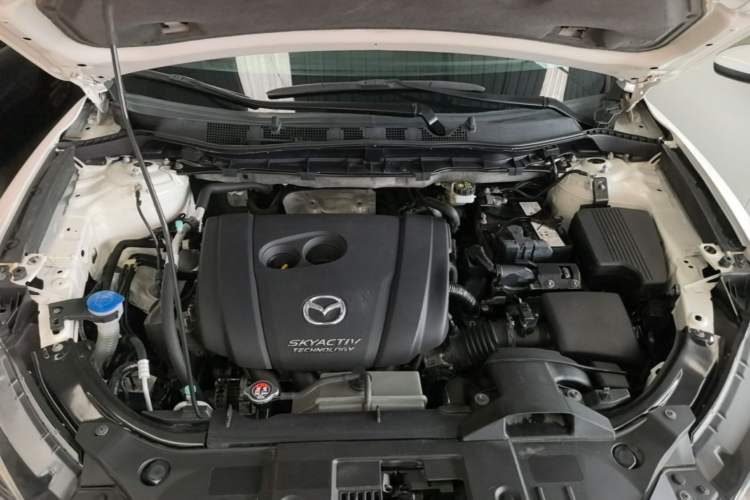 Used Mazda CX-5 2014 2.0L Automatic Two-Wheel Drive Urban Version Engine Bay