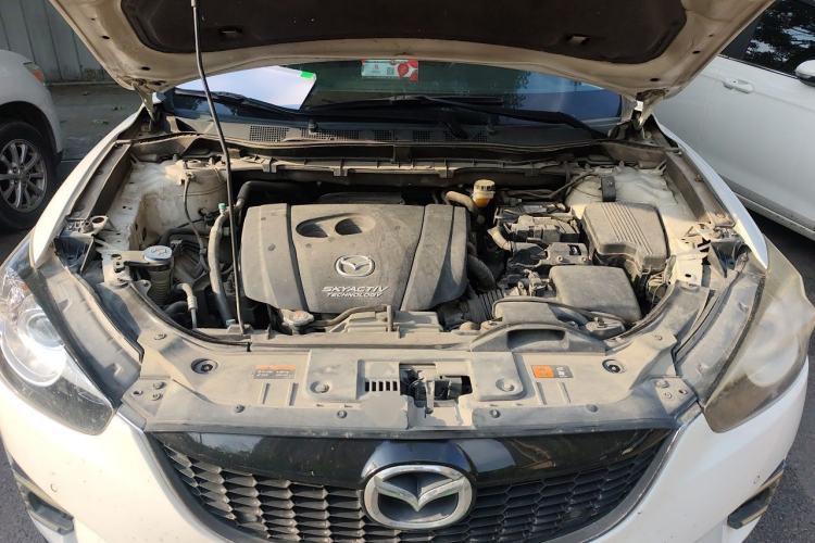 Used Mazda CX-5 2014 2.0L Automatic Two-Wheel Drive Urban Version Engine Bay