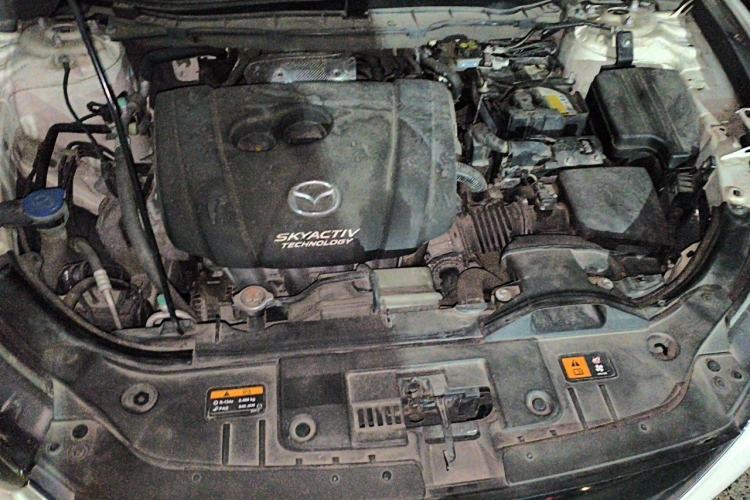 Used Mazda CX-5 2014 2.0L Automatic Two-Wheel Drive Urban Version Engine Bay