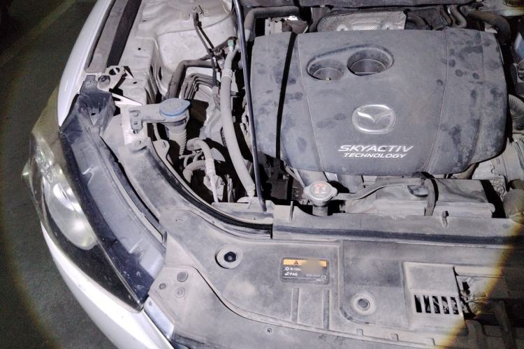 Used Mazda CX-5 2014 2.0L Automatic Two-Wheel Drive Urban Version Engine Bay Right