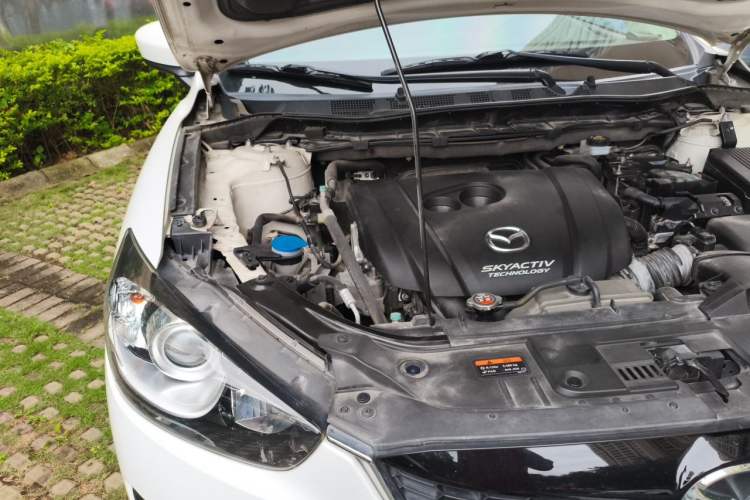 Used Mazda CX-5 2014 2.0L Automatic Two-Wheel Drive Urban Version Engine Bay Right