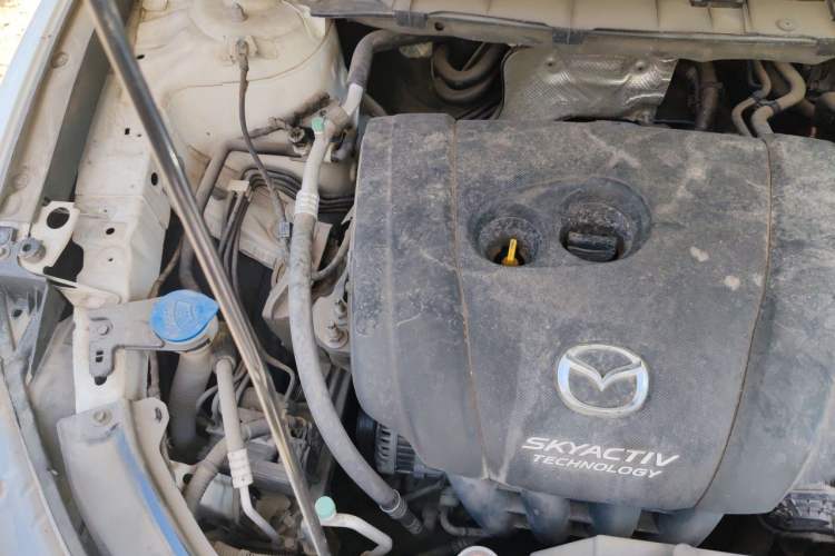 Used Mazda CX-5 2014 2.0L Automatic Two-Wheel Drive Urban Version Engine Bay Right
