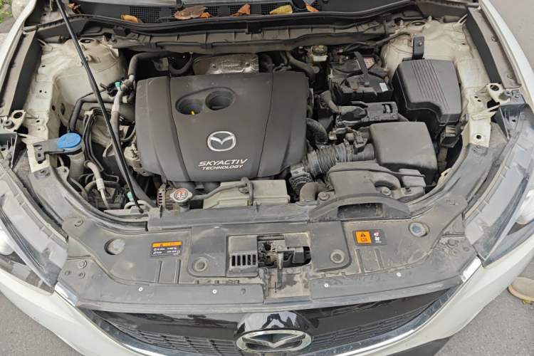 Used Mazda CX-5 2014 2.0L Automatic Two-Wheel Drive Urban Version Engine Bay