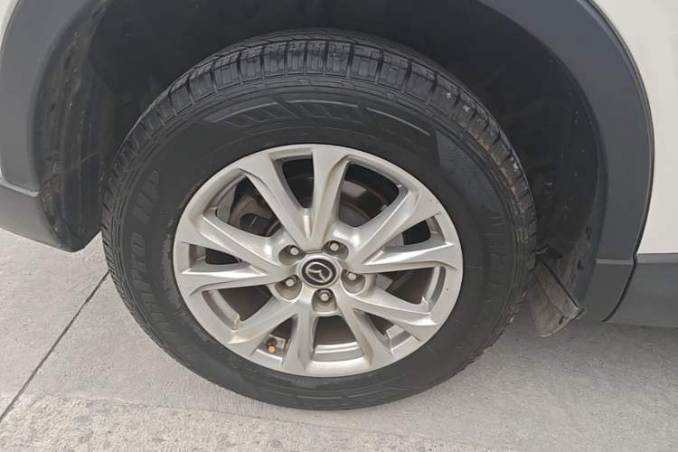 Used Mazda CX-5 2014 2.0L Automatic Two-Wheel Drive Urban Version Exterior 5