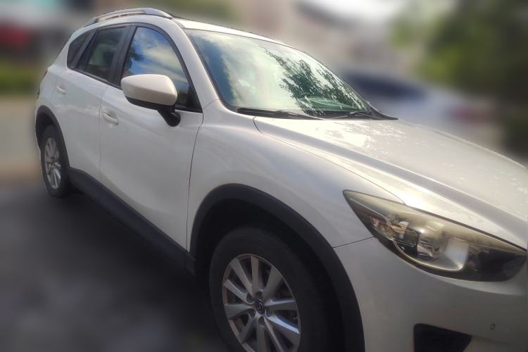 Used Mazda CX-5 2014 2.0L Automatic Two-Wheel Drive Urban Version Front Right 45 Deg