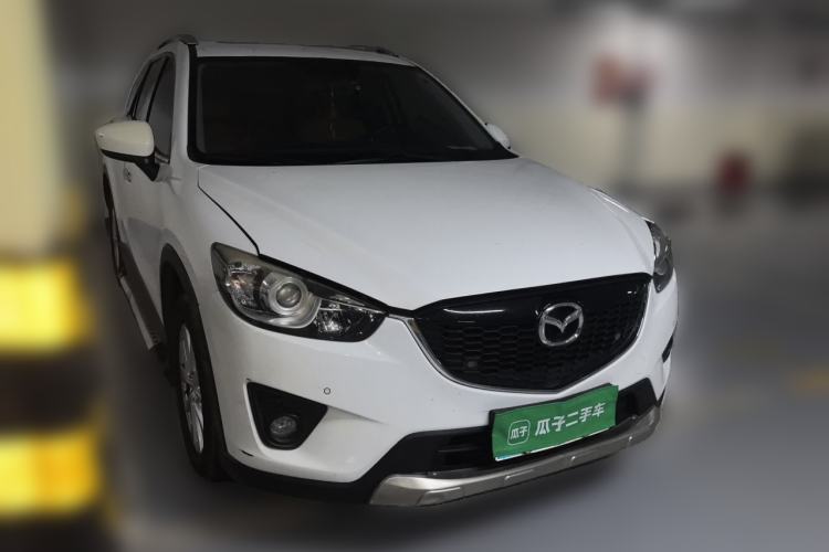 Used Mazda CX-5 2014 2.0L Automatic Two-Wheel Drive Urban Version Front Right 45 Deg