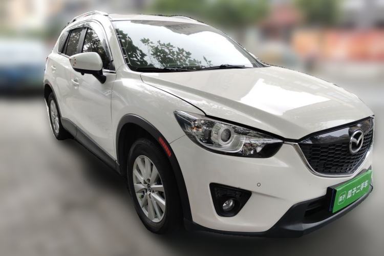 Used Mazda CX-5 2014 2.0L Automatic Two-Wheel Drive Urban Version Front Right 45 Deg