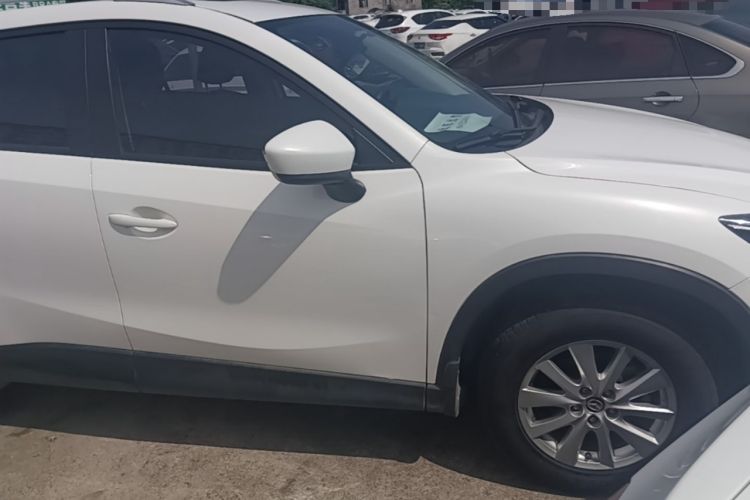 Used Mazda CX-5 2014 2.0L Automatic Two-Wheel Drive Urban Version Front Right 45 Deg