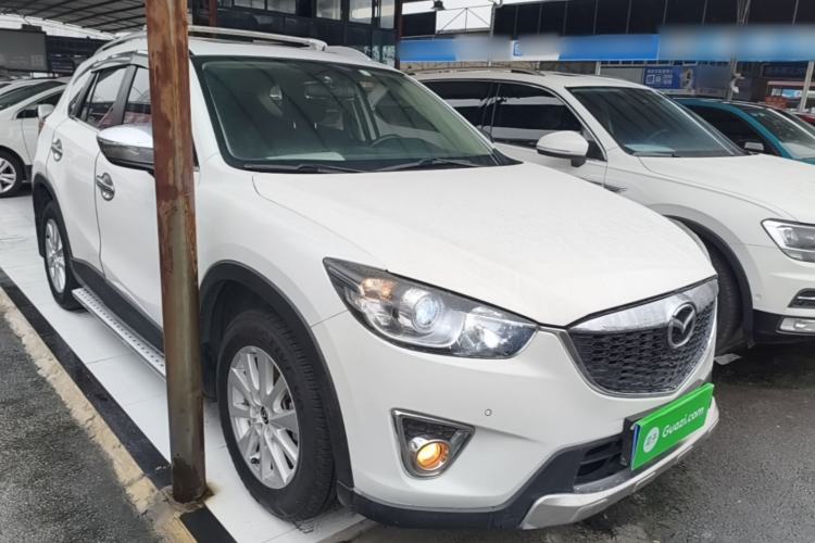 Used Mazda CX-5 2014 2.0L Automatic Two-Wheel Drive Urban Version Front Right 45 Deg