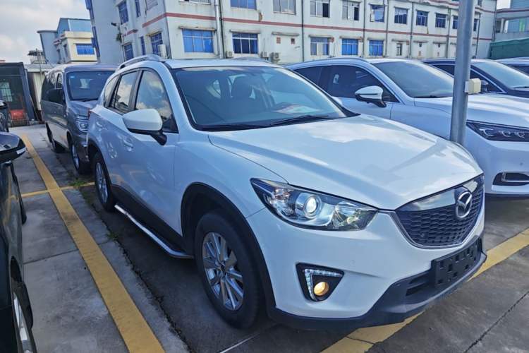 Used Mazda CX-5 2014 2.0L Automatic Two-Wheel Drive Urban Version Front Right 45 Deg