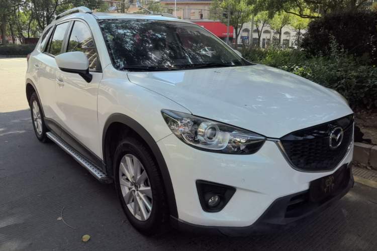 Used Mazda CX-5 2014 2.0L Automatic Two-Wheel Drive Urban Version Front Right 45 Deg