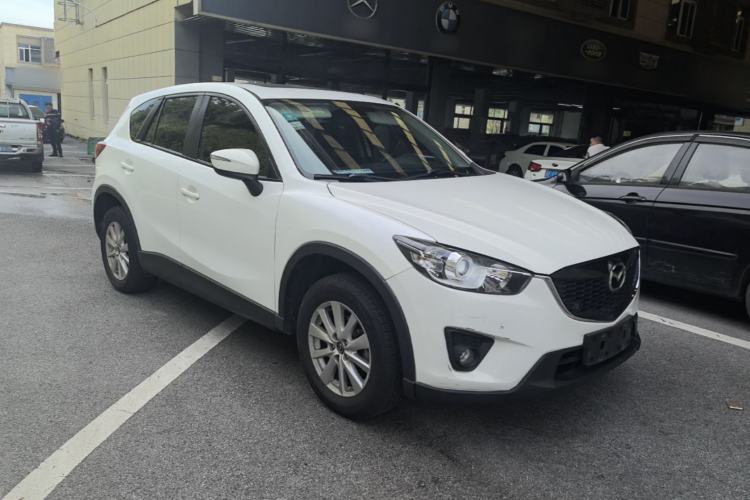 Used Mazda CX-5 2014 2.0L Automatic Two-Wheel Drive Urban Version Front Right 45 Deg