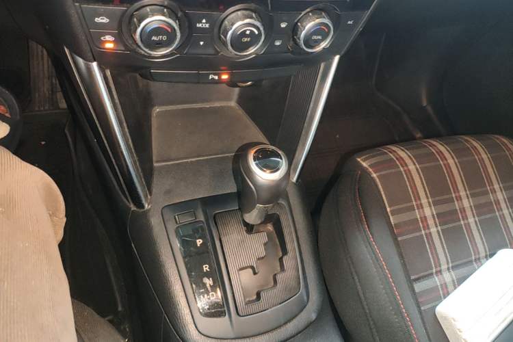 Used Mazda CX-5 2014 2.0L Automatic Two-Wheel Drive Urban Version Gear Lever