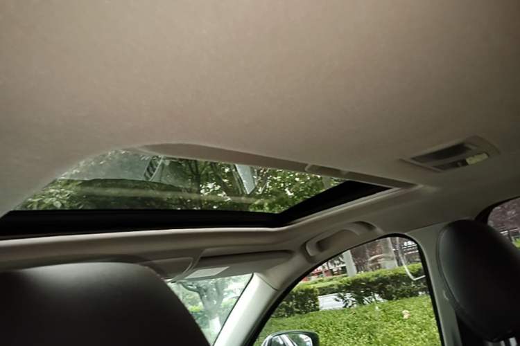 Used Mazda CX-5 2014 2.0L Automatic Two-Wheel Drive Urban Version Headliner
