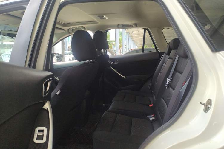 Used Mazda CX-5 2014 2.0L Automatic Two-Wheel Drive Urban Version Interior 1
