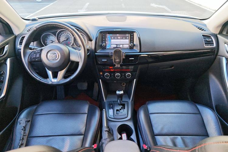 Used Mazda CX-5 2014 2.0L Automatic Two-Wheel Drive Urban Version Interior 3