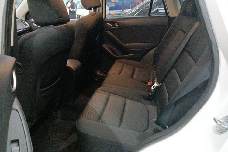 Used Mazda CX-5 2014 2.0L Automatic Two-Wheel Drive Urban Version Interior 3