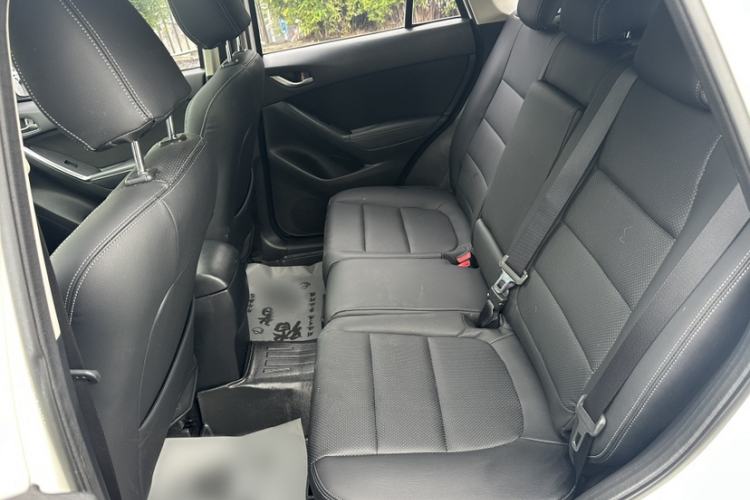 Used Mazda CX-5 2014 2.0L Automatic Two-Wheel Drive Urban Version Interior 8