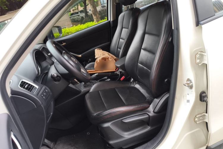 Used Mazda CX-5 2014 2.0L Automatic Two-Wheel Drive Urban Version Left Front Seat