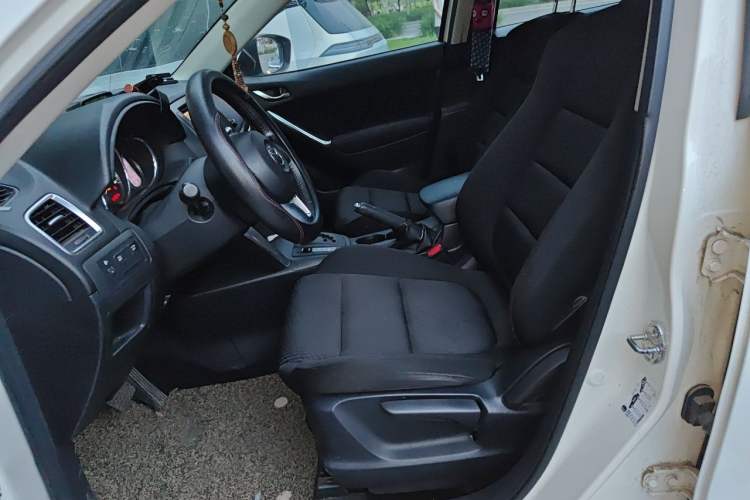 Used Mazda CX-5 2014 2.0L Automatic Two-Wheel Drive Urban Version Left Front Seat