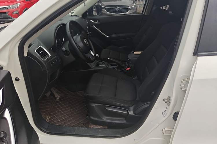 Used Mazda CX-5 2014 2.0L Automatic Two-Wheel Drive Urban Version Left Front Seat