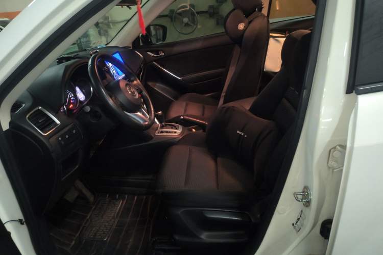 Used Mazda CX-5 2014 2.0L Automatic Two-Wheel Drive Urban Version Left Front Seat