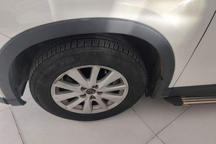 Used Mazda CX-5 2014 2.0L Automatic Two-Wheel Drive Urban Version Left Front Wheel Hub