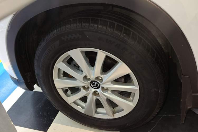 Used Mazda CX-5 2014 2.0L Automatic Two-Wheel Drive Urban Version Left Front Wheel Hub