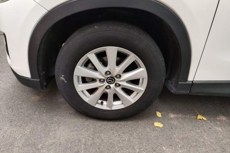 Used Mazda CX-5 2014 2.0L Automatic Two-Wheel Drive Urban Version Left Front Wheel Hub