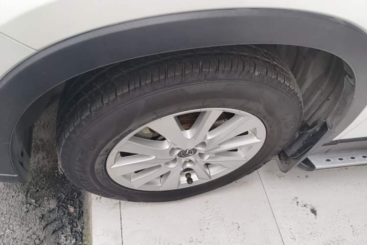Used Mazda CX-5 2014 2.0L Automatic Two-Wheel Drive Urban Version Left Front Wheel Hub