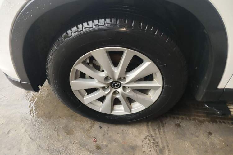 Used Mazda CX-5 2014 2.0L Automatic Two-Wheel Drive Urban Version Left Front Wheel Hub