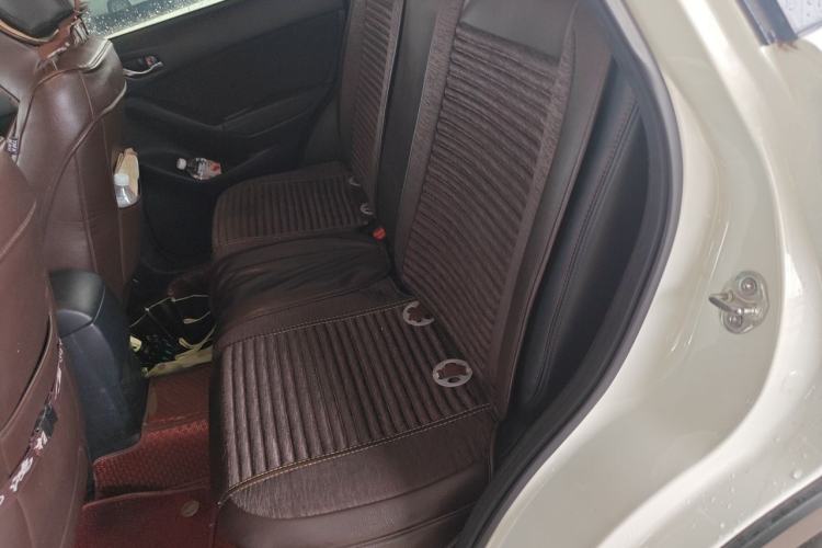 Used Mazda CX-5 2014 2.0L Automatic Two-Wheel Drive Urban Version Left Rear Seat