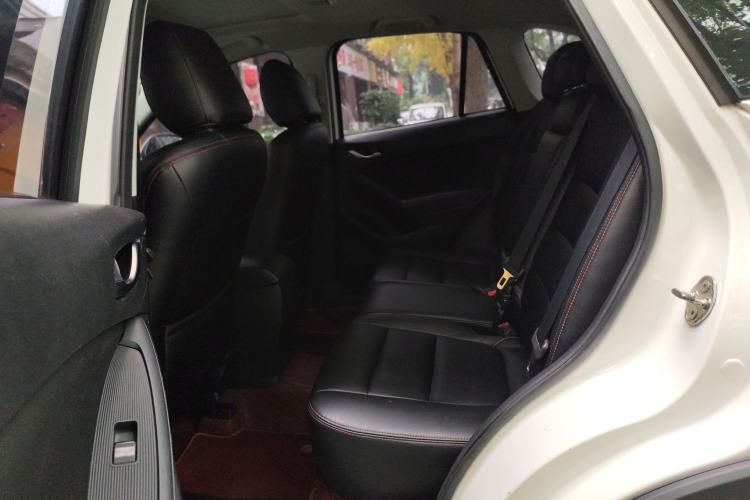 Used Mazda CX-5 2014 2.0L Automatic Two-Wheel Drive Urban Version Left Rear Seat